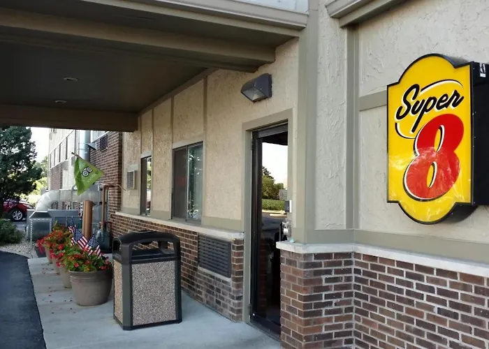 Hotel Super 8 By Wyndham Starved Rock 2*