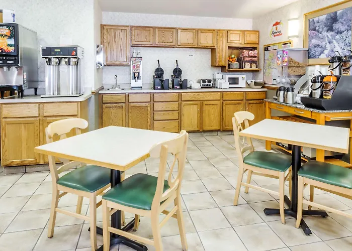 Hotel Super 8 By Wyndham Starved Rock 2*
