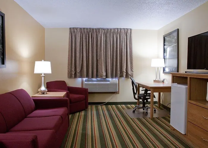 Super 8 By Wyndham Starved Rock Ottawa
