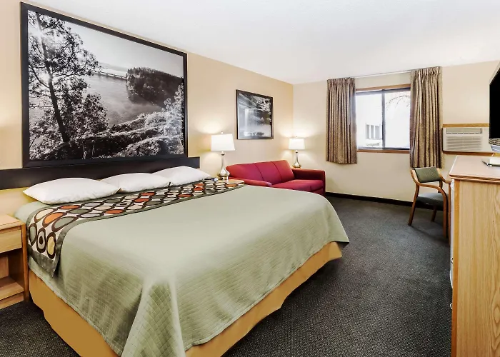 Hotel Super 8 By Wyndham Starved Rock Ottawa